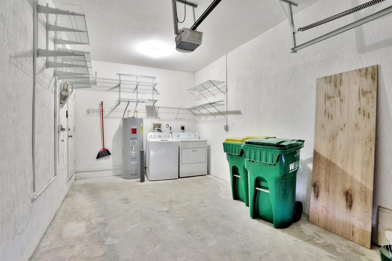 6527 Catalina Lane - Photo 5 of 10