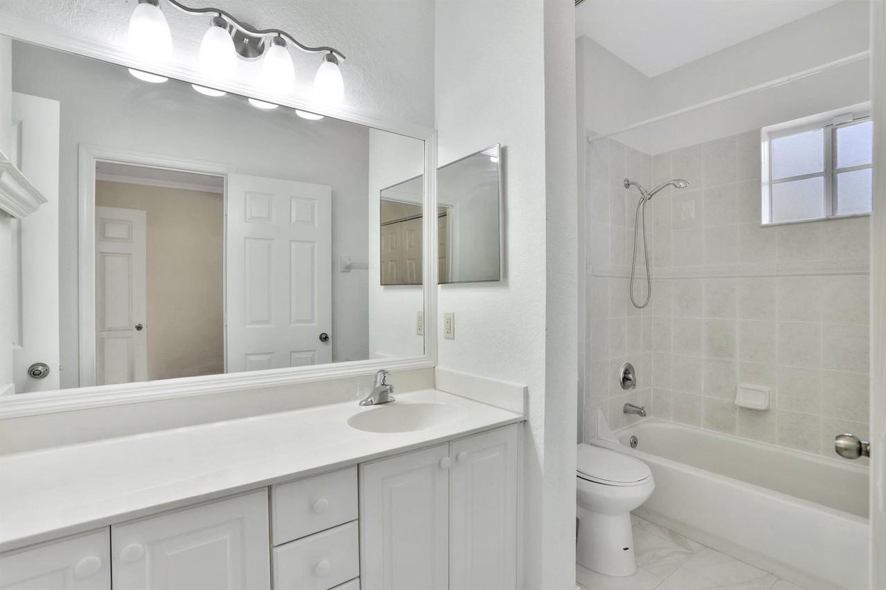 6527 Catalina Lane - Photo 7 of 10