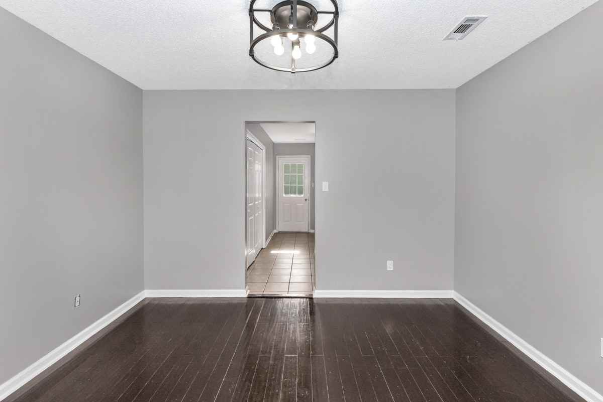 2904 Mcdonald Dr Sw #1 - Photo 2 of 19