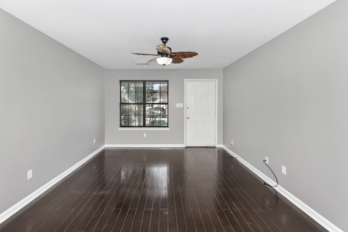 2904 Mcdonald Dr Sw #1 - Photo 4 of 19