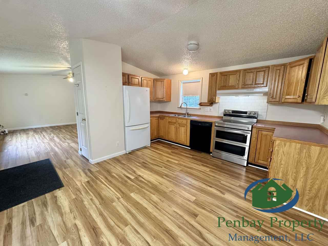 174 Airport Road - Photo 3 of 15