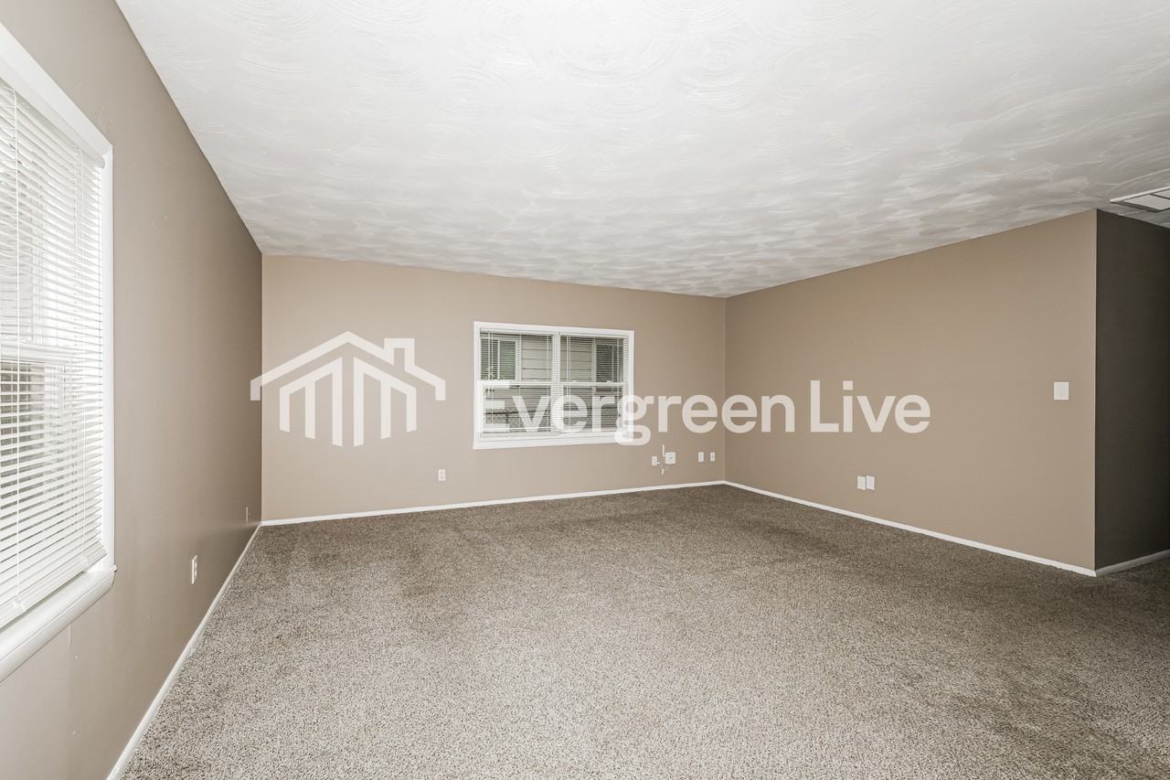 6114 Wedgewood Way - Photo 2 of 15