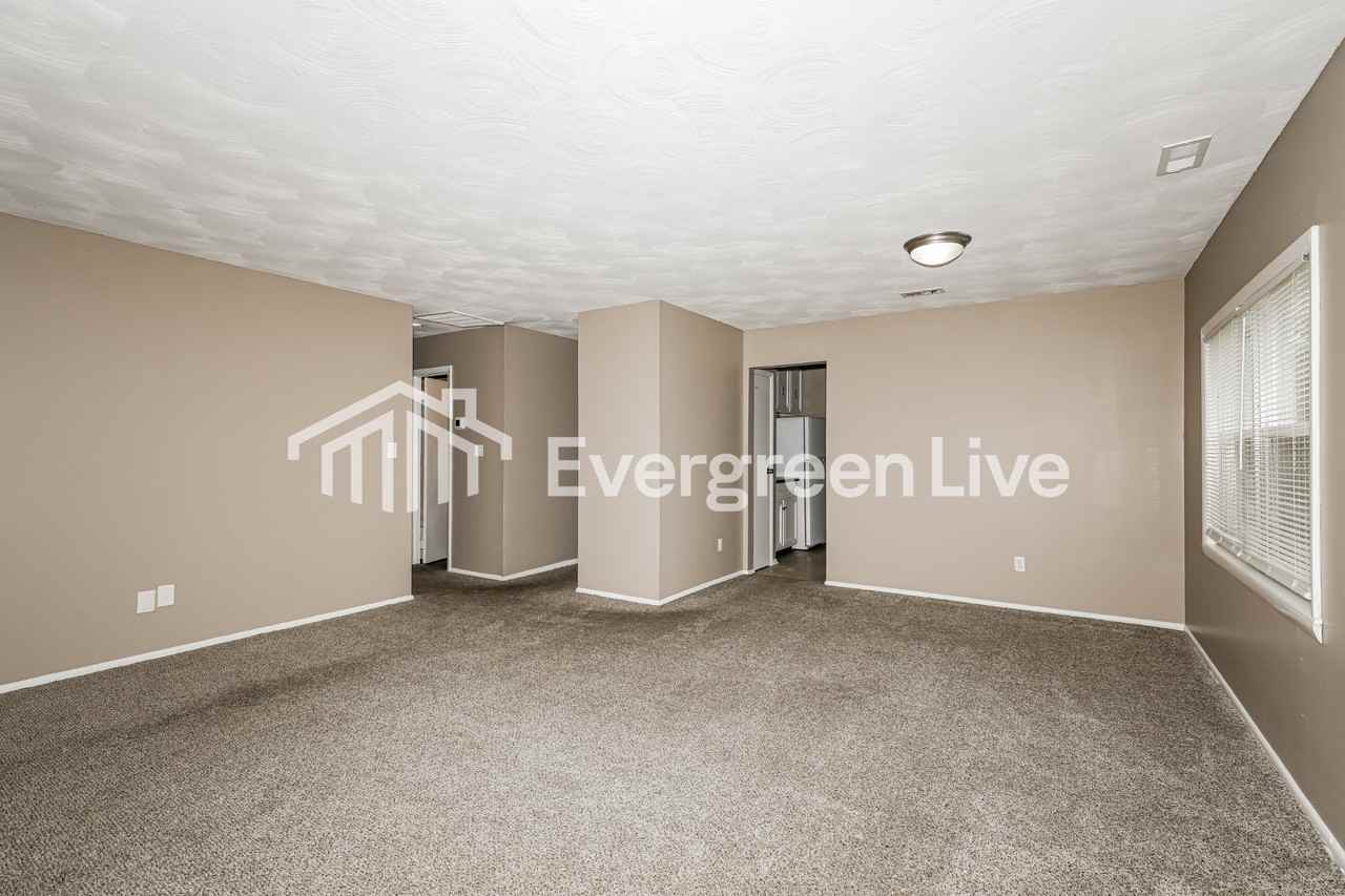 6114 Wedgewood Way - Photo 3 of 15
