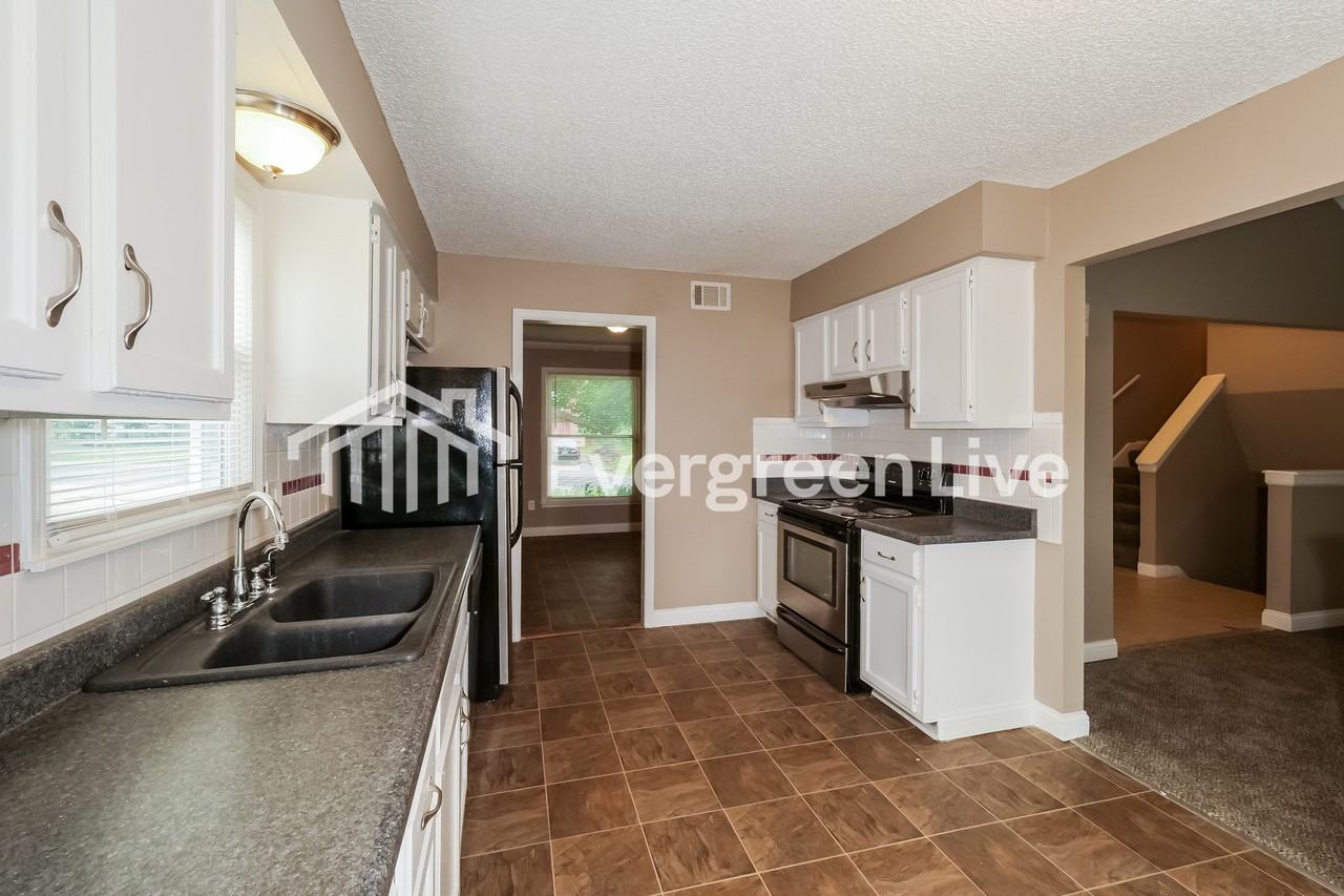 18904 Hanthorne Dr - Photo 6 of 15
