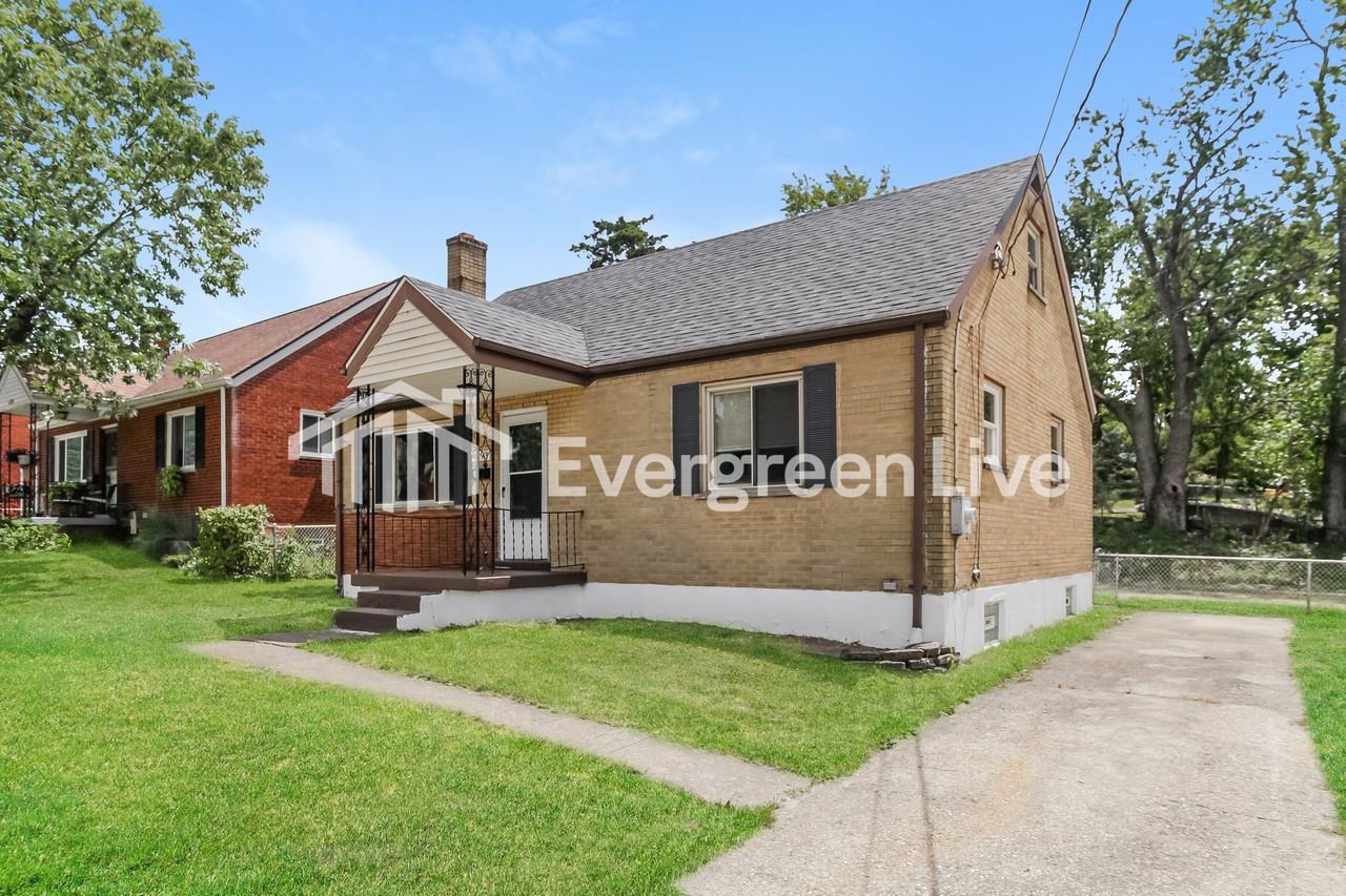 4293 Alex Ave - Photo 2 of 15