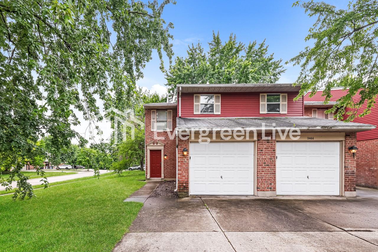 2464 Cross Village Dr