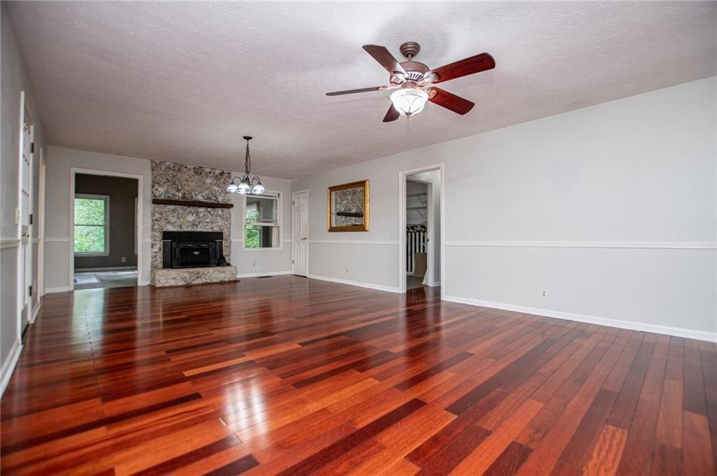 1499 Stonington Ct - Photo 7 of 50