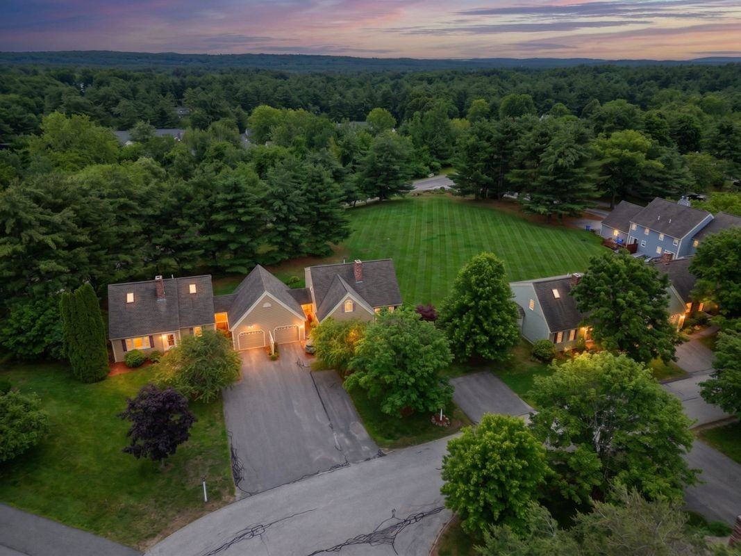246 Winding Pond Rd - Photo 2 of 32
