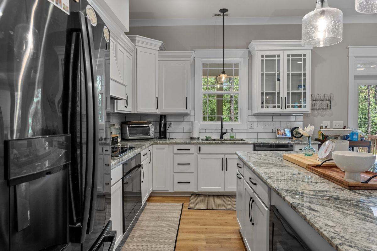 24 Kilbride Dr - Photo 3 of 11