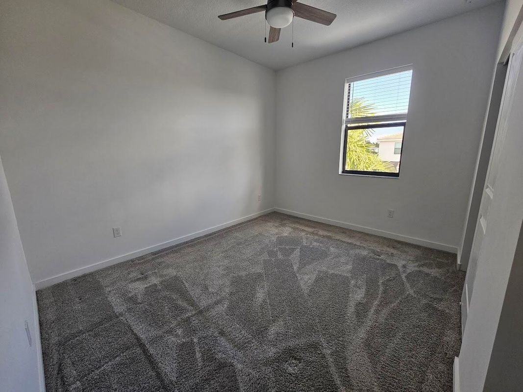 8641 Lake Worth Rd - Photo 7 of 10