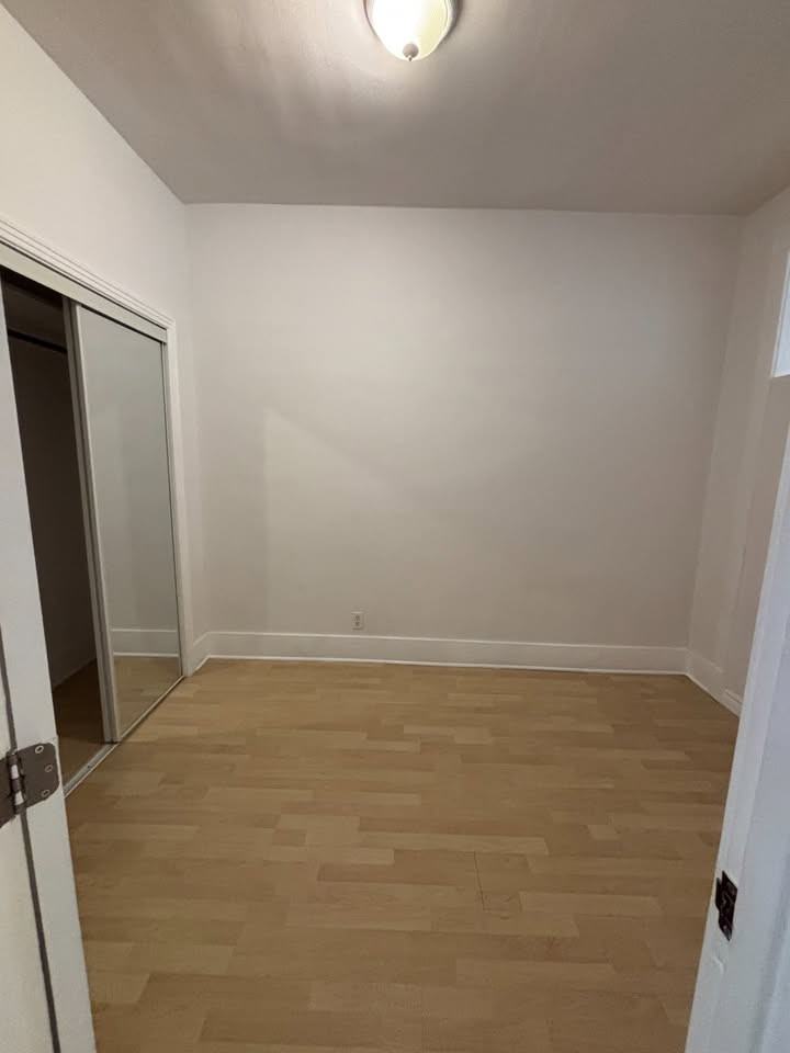 2189 Rue Denonville - Photo 6 of 9