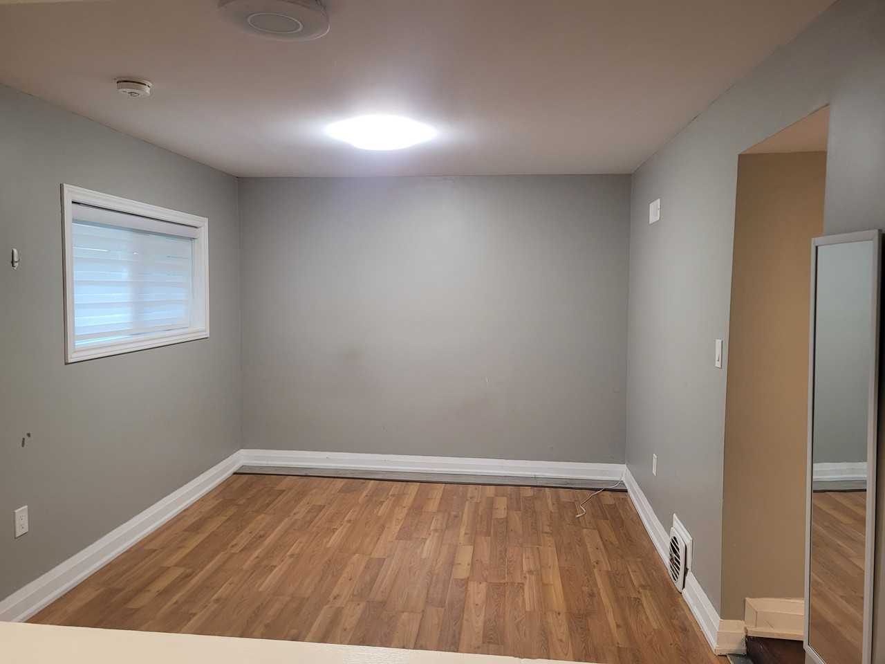 143 Cline Avenue South - Photo 4 of 15