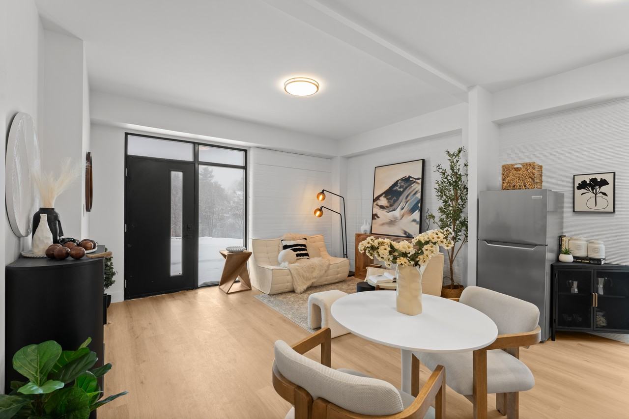 425 FOURTH Street - Photo 2 of 26