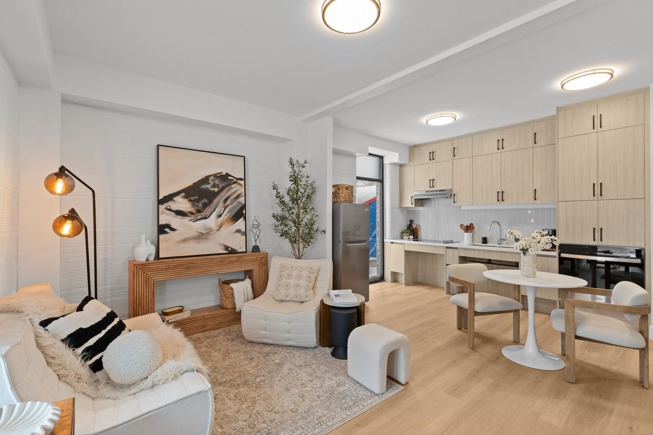 425 FOURTH Street - Photo 3 of 26