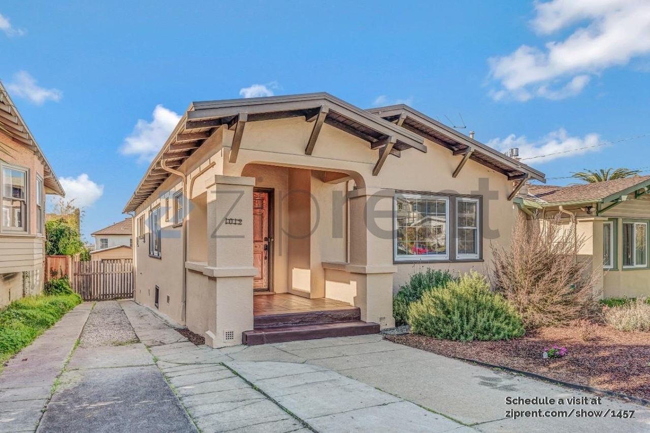 1012 Ventura Ave - Photo 2 of 20