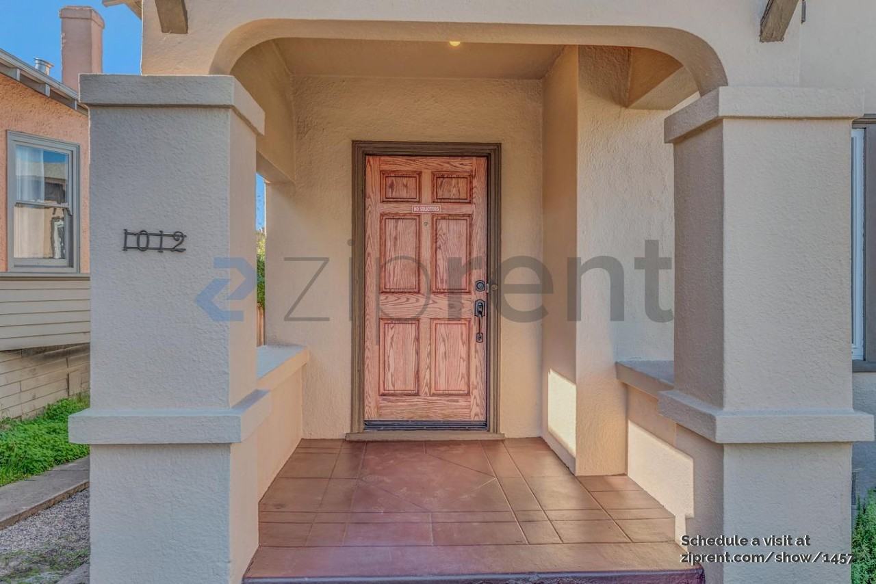 1012 Ventura Ave - Photo 3 of 20
