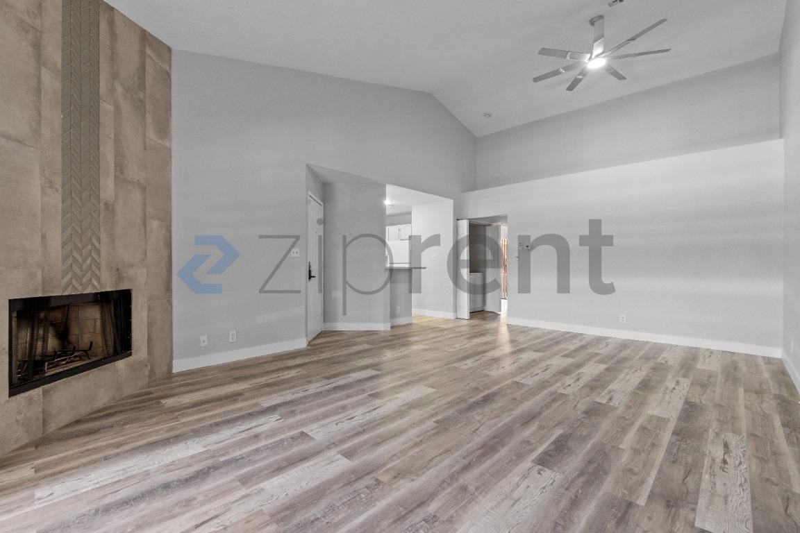 5056 S Rainbow Blvd #203 - Photo 6 of 19
