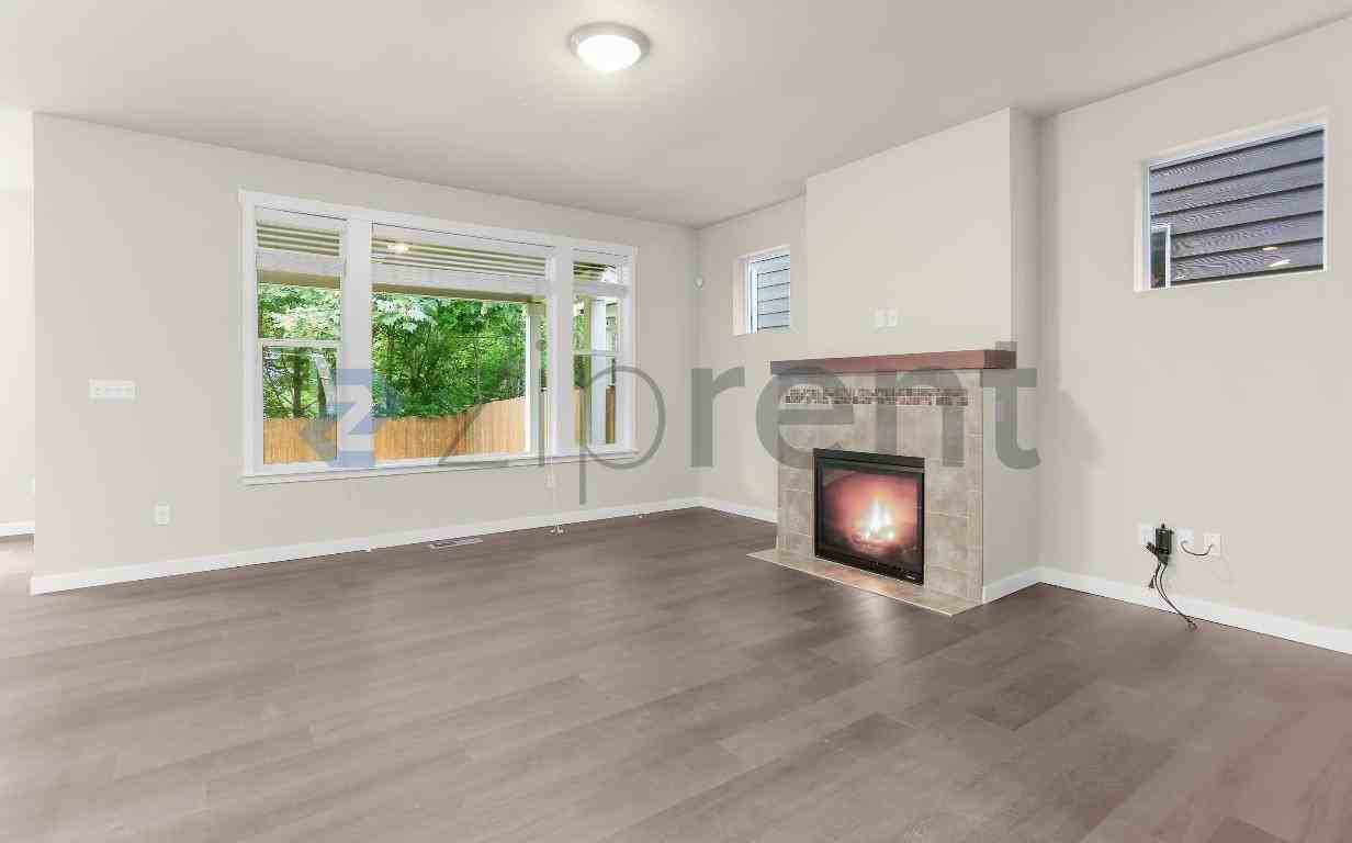 7805 163rd Street Ct E - Photo 5 of 19