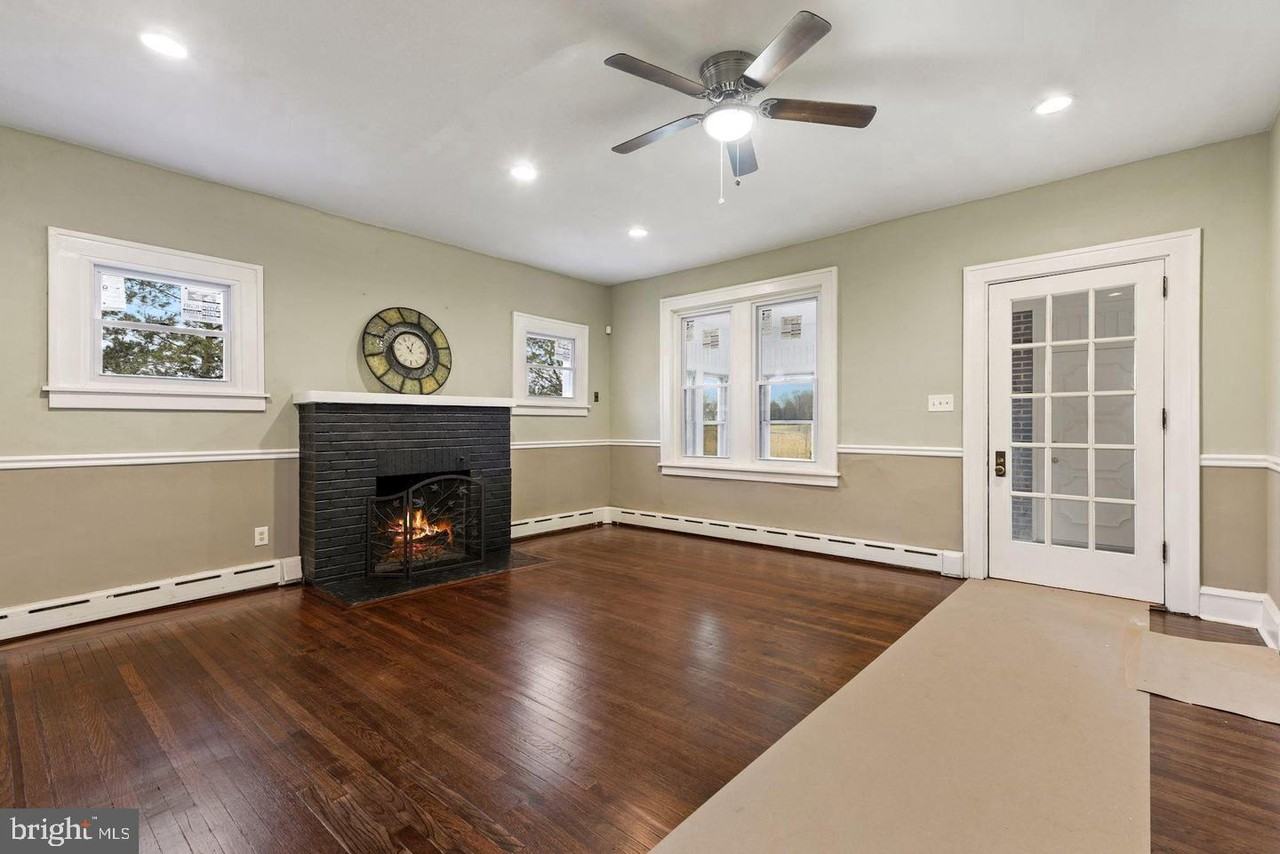 120 White Horse Pike - Photo 5 of 26