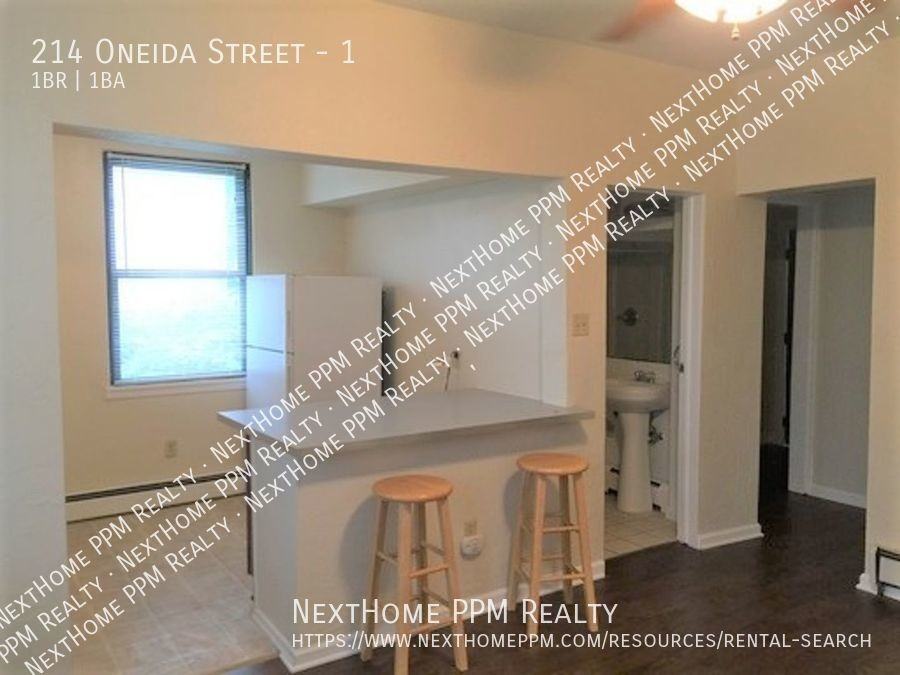 214 Oneida St #1 - Photo 5 of 21