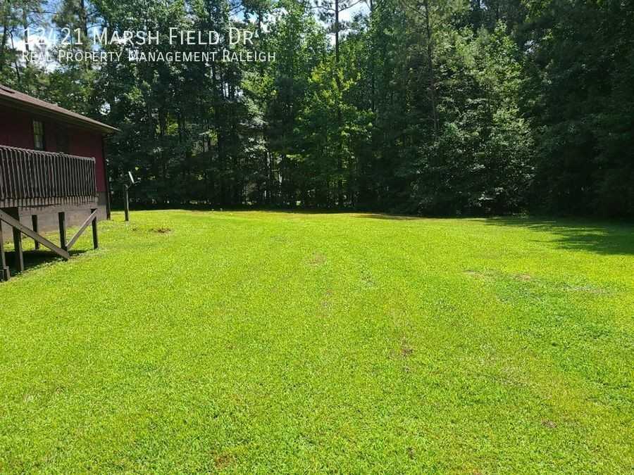 12421 Marsh Field Dr - Photo 4 of 13