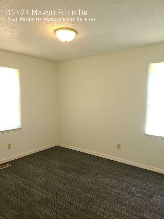 12421 Marsh Field Dr - Photo 6 of 13