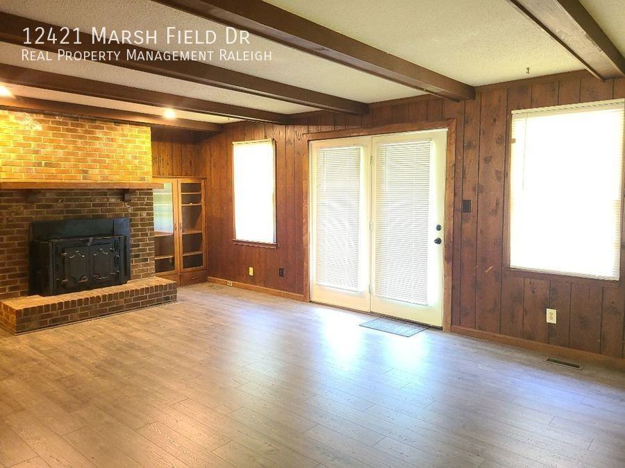12421 Marsh Field Dr - Photo 7 of 13