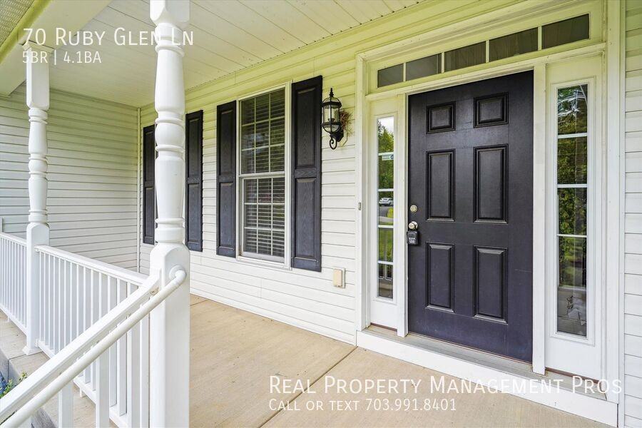 70 Ruby Glen Ln - Photo 3 of 50
