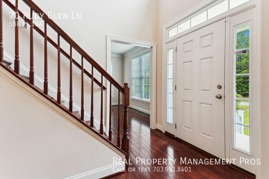 70 Ruby Glen Ln - Photo 6 of 50