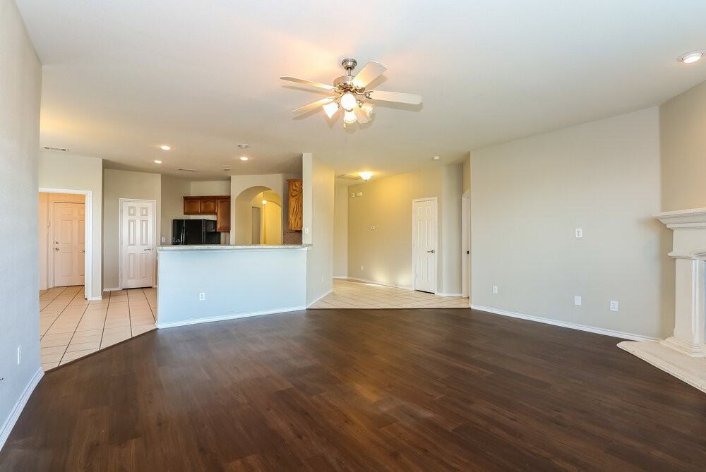 7905 Raton Ridge Ln - Photo 3 of 17