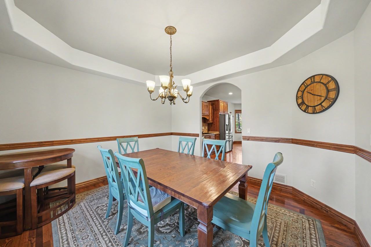 18145 Bakers Farm Rd - Photo 7 of 43