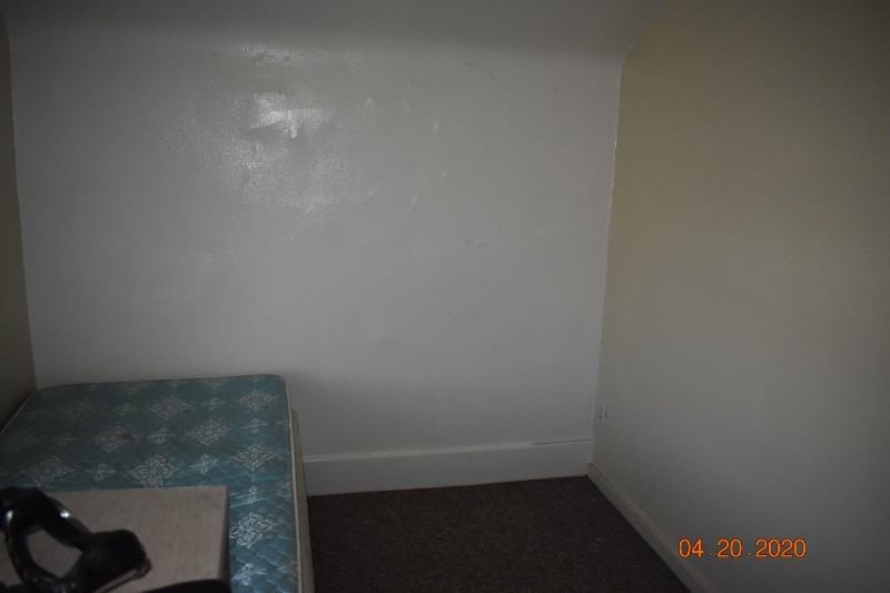 533 Elizabeth St - Photo 2 of 4