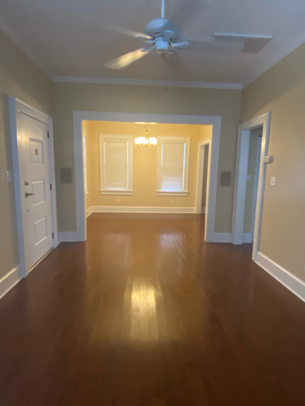 714 S Bungalow Ter - Photo 3 of 15