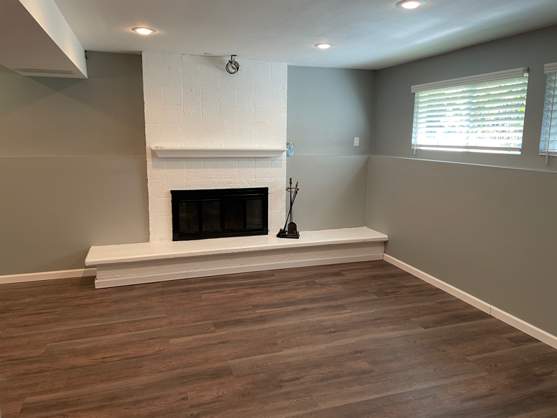 4713 61st Ave W - Photo 6 of 7