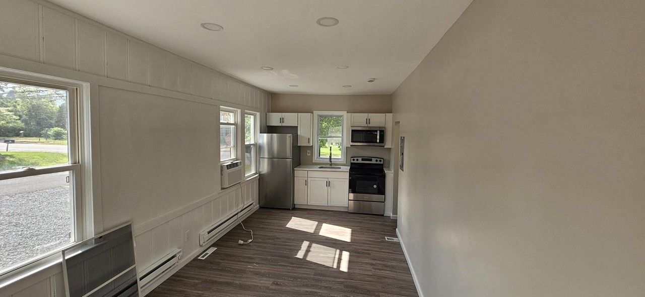 308 Pennington Ave #B - Photo 3 of 13
