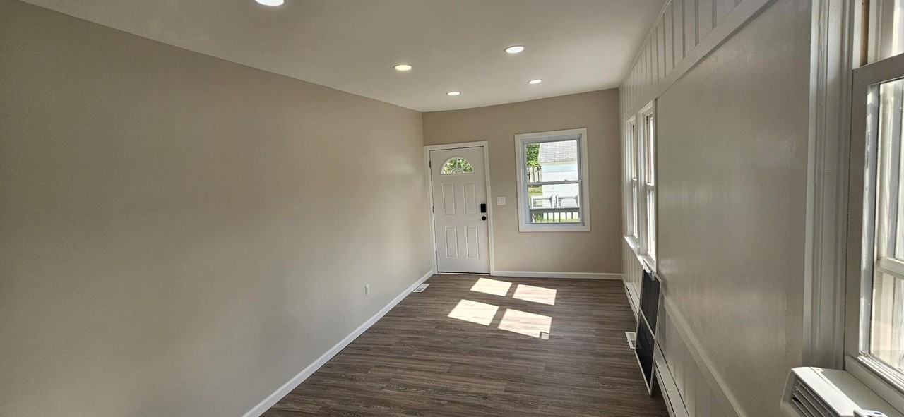 308 Pennington Ave #B - Photo 5 of 13