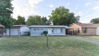 2951 Moffett Ave - Photo 1 of 1