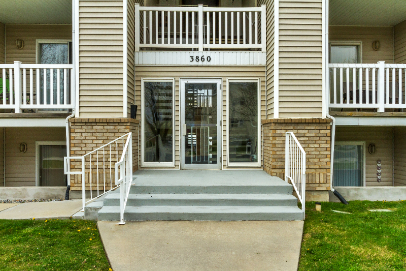 3860 S Mccall St #3C - Photo 3 of 26