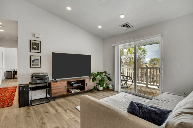 3860 S Mccall St #3C - Photo 6 of 26