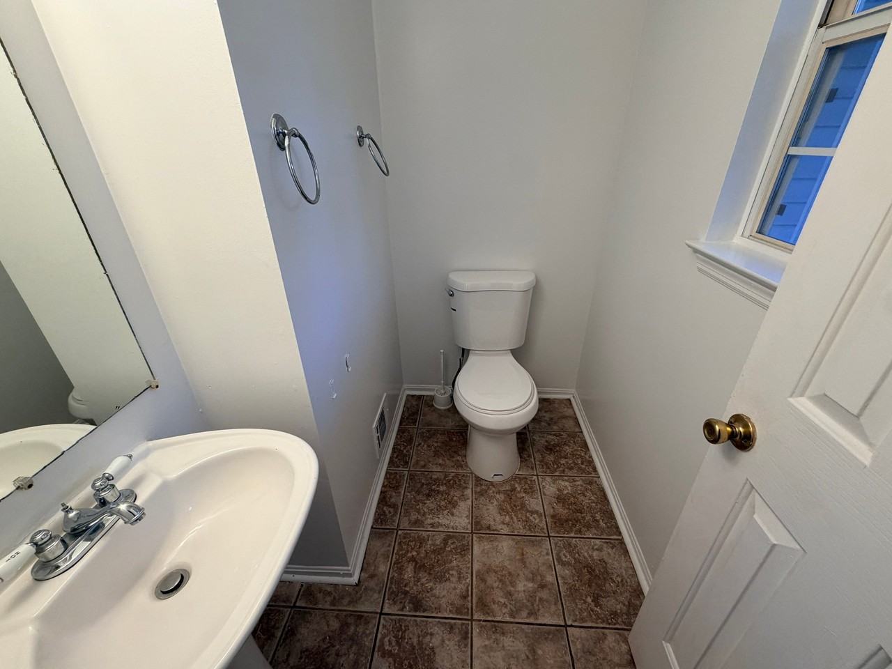 7219 Mount Forest Ter - Photo 5 of 26