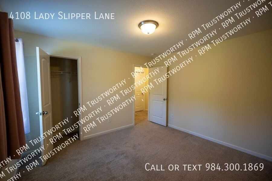 4108 Lady Slipper Ln - Photo 7 of 37