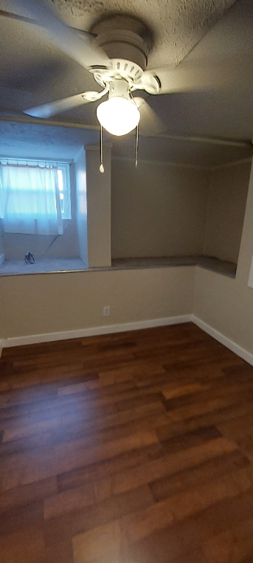 208 High St #B - Photo 7 of 9