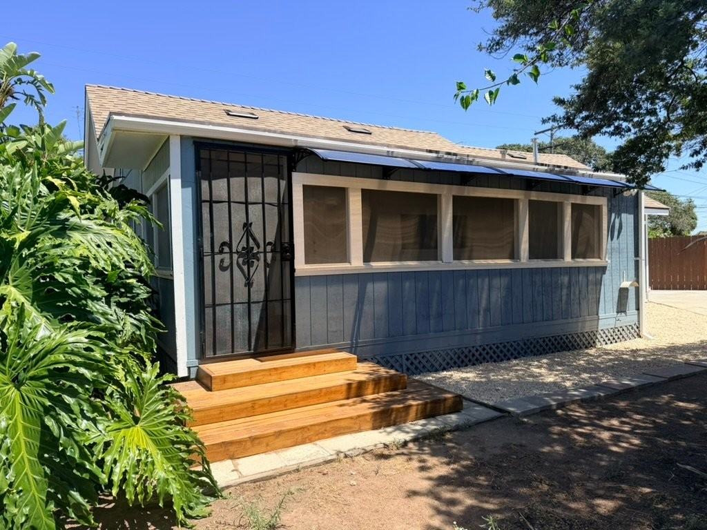 3461 N Mountain View Dr - Photo 4 of 17