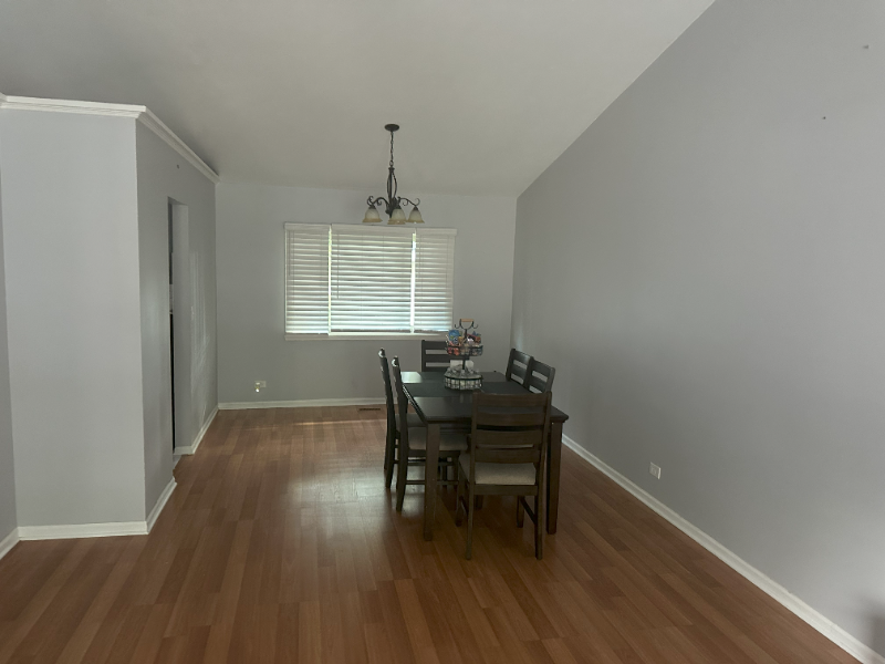 1183 Foxboro Ln - Photo 4 of 15