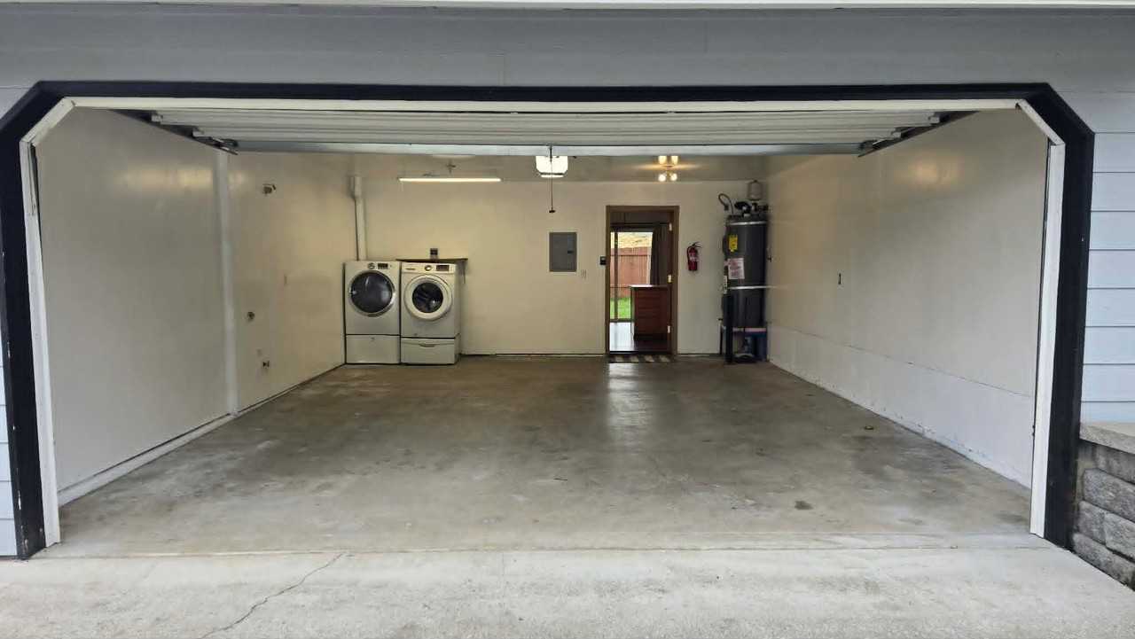 7602 7604 109Th St Ct E #7604 - Photo 3 of 20