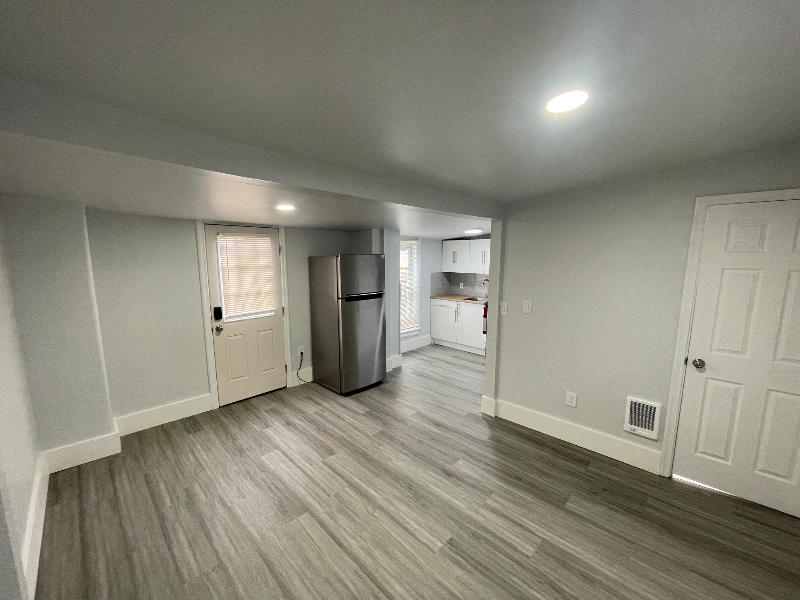 535 N 2nd St #3 - Photo 7 of 20