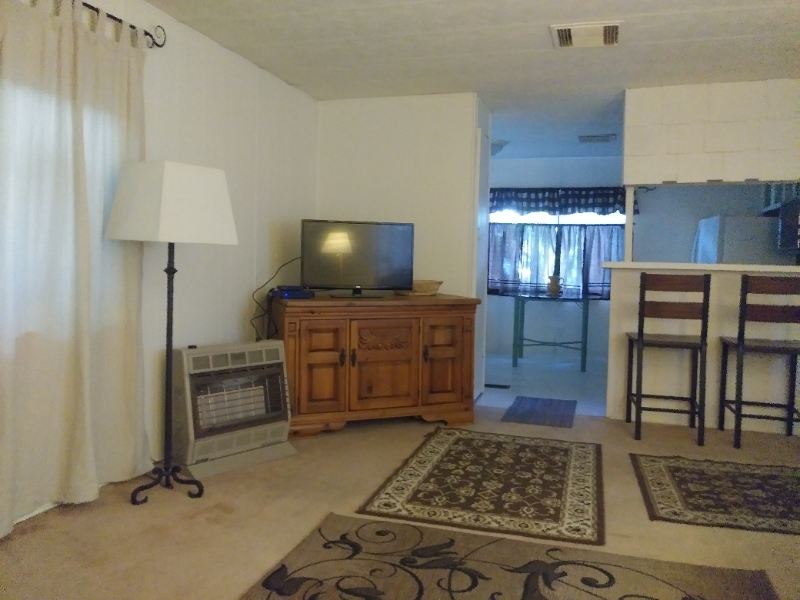 202 N Chisholm Ave - Photo 6 of 12