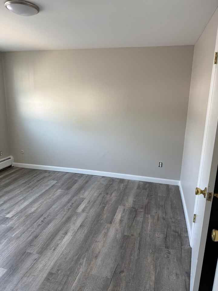 20 Margaret St #6 - Photo 4 of 20