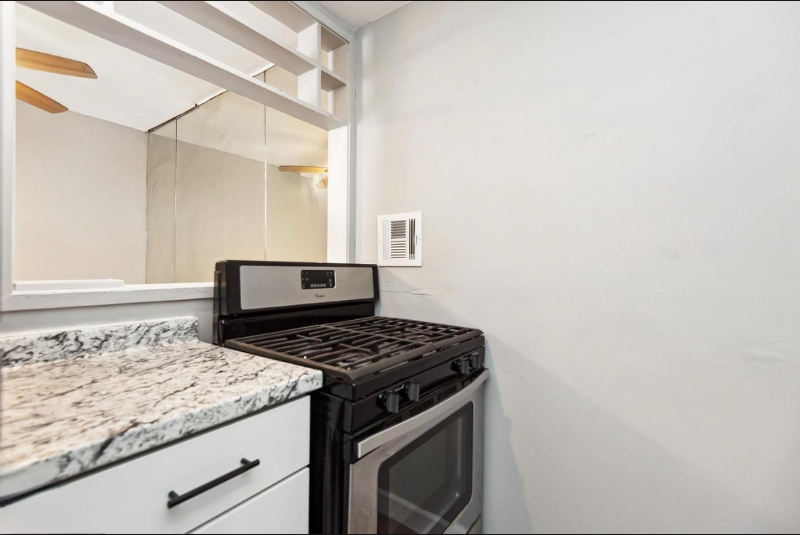 509 Wilson Bridge Dr - Photo 2 of 10