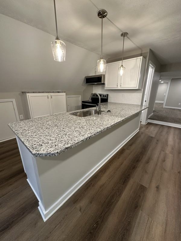 63 E Poplar St #B - Photo 2 of 17